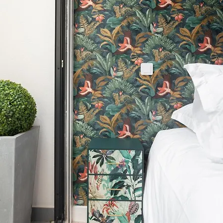 아파트 Embaixador Apartments&suites 리스본