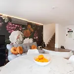 Embaixador Apartments&suites *