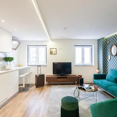 Embaixador Apartments&suites ליסבון