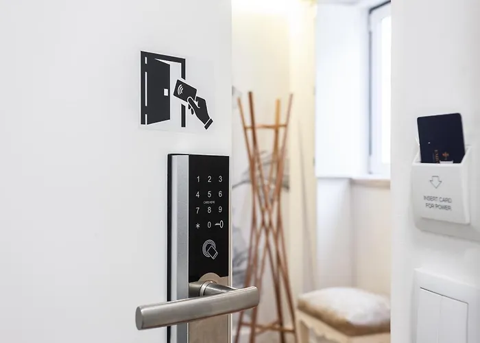 Embaixador Apartments&suites * ליסבון