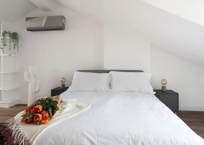 Embaixador Apartments&suites דירה