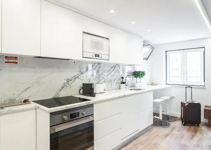 Embaixador Apartments&suites * ליסבון